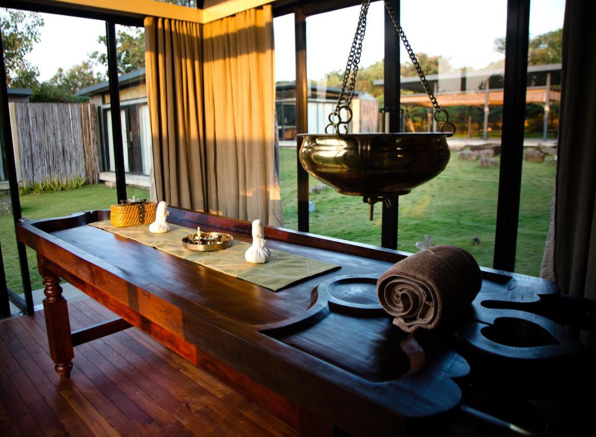Woods At Sasan Hotel Sasan Gir Luaran gambar